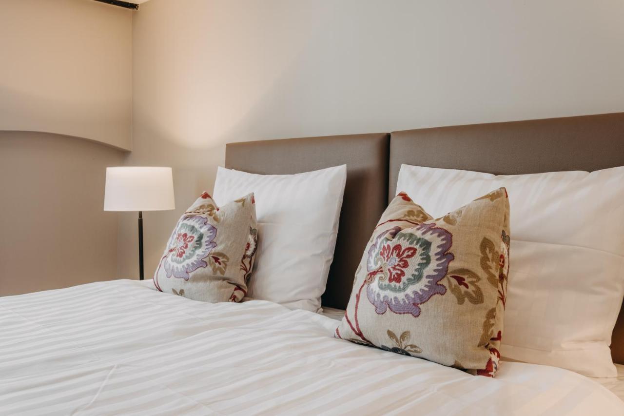Hotel Zum Heidkrug & Cafe Lil Lüneburg Eksteriør bilde