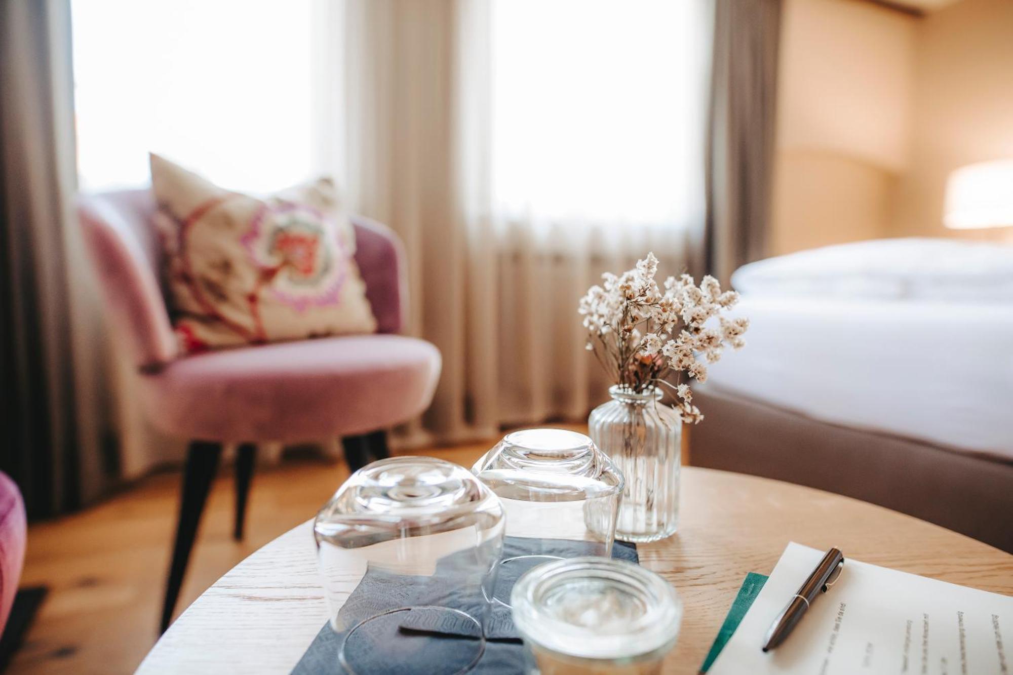 Hotel Zum Heidkrug & Cafe Lil Lüneburg Eksteriør bilde